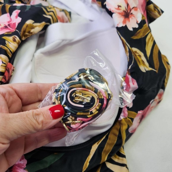 Kona Sol Swimsuit One Piece Black Multi Tropical Floral Plus Size 22W NWOT - Picture 6 of 11